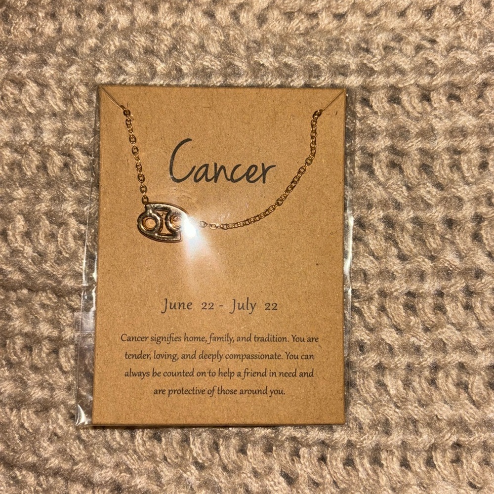 Brand new cancer necklace ♋️